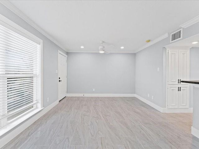 8110 Albacore Drive 12, Houston, TX 77074