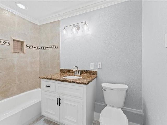 8110 Albacore Drive 12, Houston, TX 77074