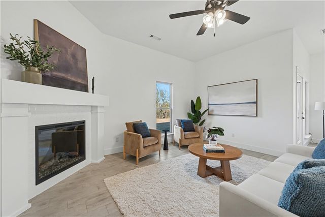 980 Woodbridge Drive, Farmington, AR 72730