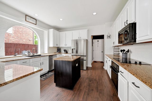 8310 Sawgrass Lane, Rowlett, TX 75089