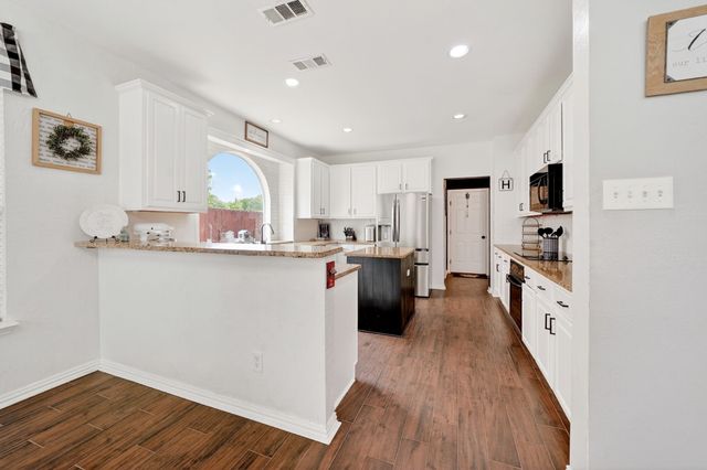 8310 Sawgrass Lane, Rowlett, TX 75089