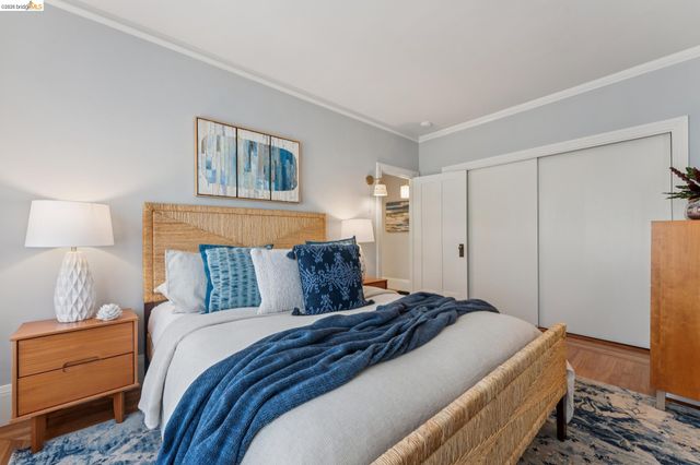 584 Martin St, Oakland, CA 94609