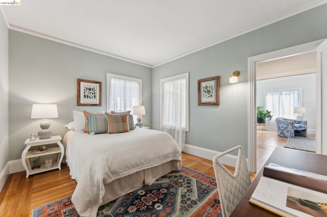 584 Martin St, Oakland, CA 94609