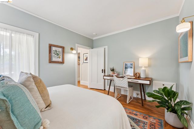 584 Martin St, Oakland, CA 94609