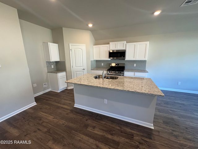 331 White Pine Drive, Lafayette, LA 70501