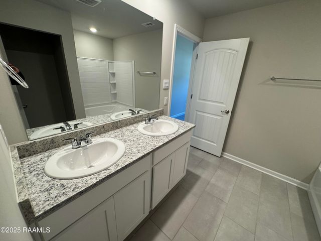 331 White Pine Drive, Lafayette, LA 70501