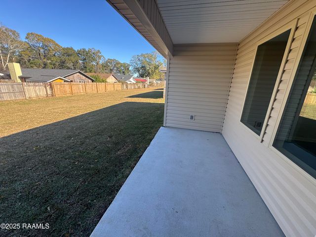 331 White Pine Drive, Lafayette, LA 70501