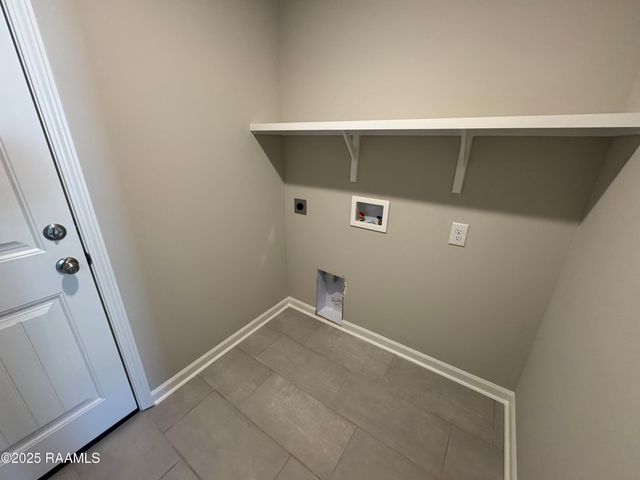 331 White Pine Drive, Lafayette, LA 70501