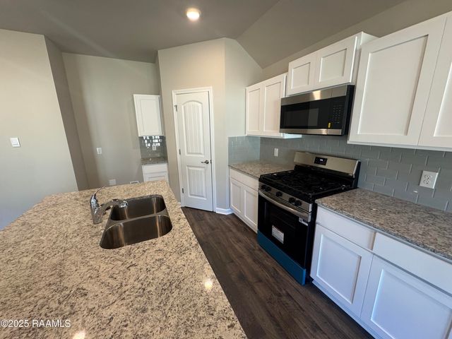 331 White Pine Drive, Lafayette, LA 70501