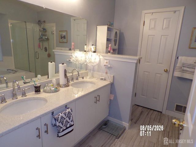 401 Harvest Lane, South Brunswick, NJ 08852