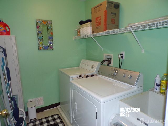 401 Harvest Lane, South Brunswick, NJ 08852