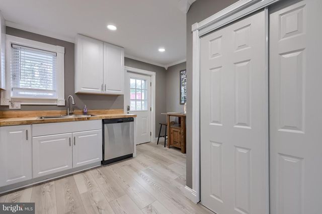 587 ZOOK AVE, Lancaster, PA 17602