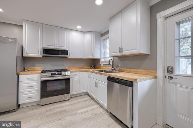 587 ZOOK AVE, Lancaster, PA 17602