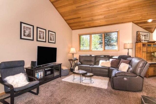 17926 Playoff Lane 3, Sunriver, OR 97707