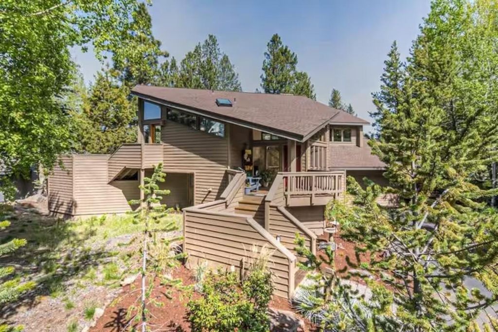 17926 Playoff Lane 3, Sunriver, OR 97707