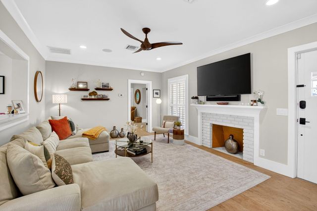 23 Dixie Boulevard, Delray Beach, FL 33444