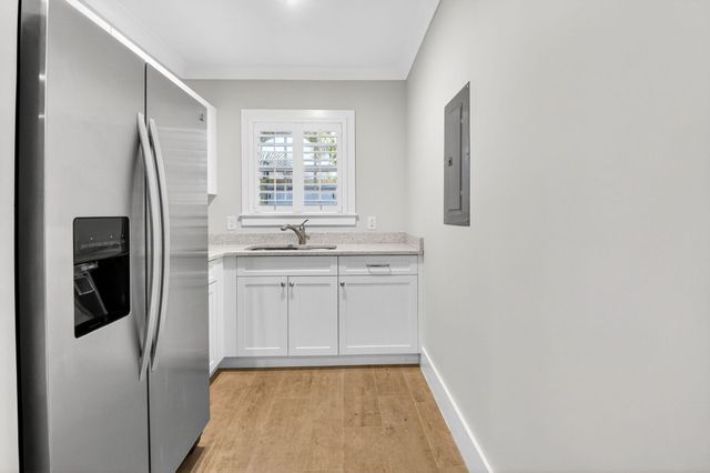 23 Dixie Boulevard, Delray Beach, FL 33444