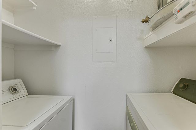 700 S 1ST ST 103, Austin, TX 78704