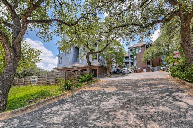 700 S 1ST ST 103, Austin, TX 78704