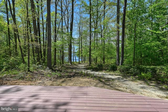 12029 SYCAMORE SHOALS DR, Bumpass, VA 23024