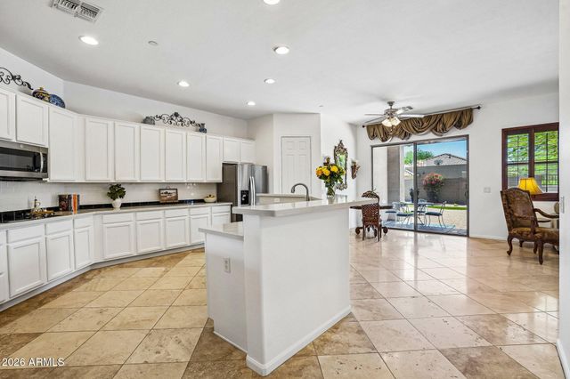 3969 E NAVIGATOR Lane, Phoenix, AZ 85050