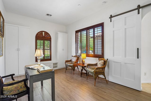 3969 E NAVIGATOR Lane, Phoenix, AZ 85050