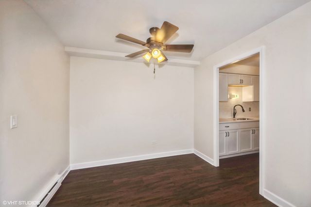 5102 N Leonard Drive 2B, Norridge, IL 60706