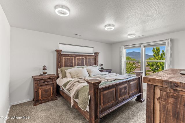 6104 W Alliance ST, Rathdrum, ID 83858