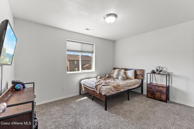 6104 W Alliance ST, Rathdrum, ID 83858