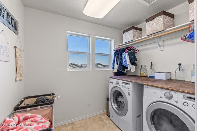 6104 W Alliance ST, Rathdrum, ID 83858