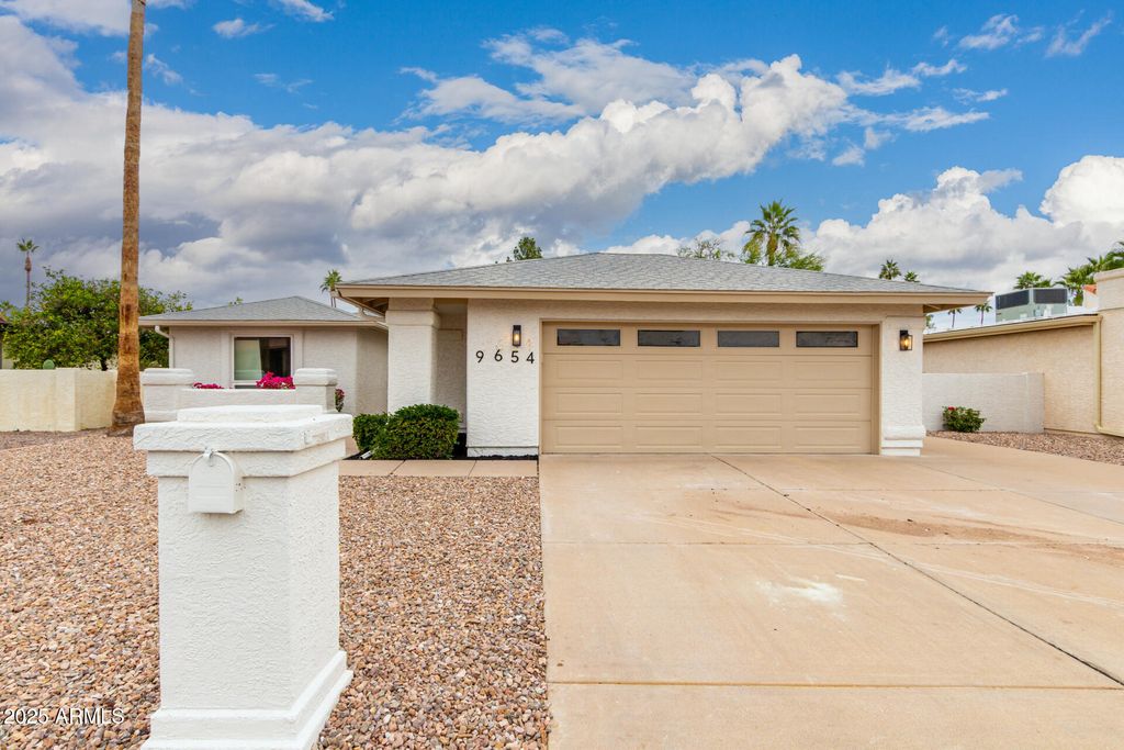 9654 E foster Avenue, Sun Lakes, AZ 85248