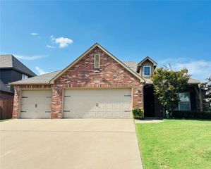 4412 W Oakridge Street, Broken Arrow, OK 74012