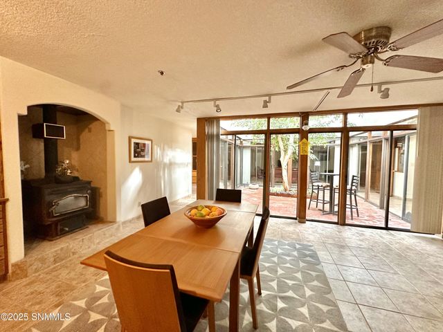 4015 Senna Drive, Las Cruces, NM 88011