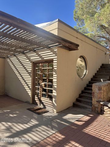 4015 Senna Drive, Las Cruces, NM 88011