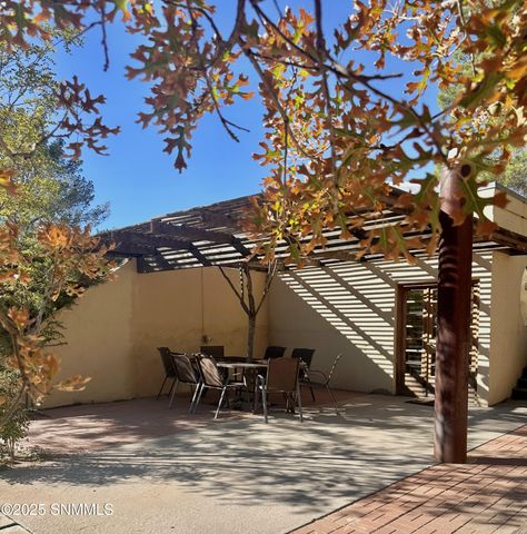 4015 Senna Drive, Las Cruces, NM 88011
