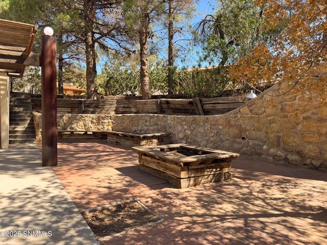 4015 Senna Drive, Las Cruces, NM 88011