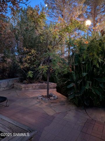 4015 Senna Drive, Las Cruces, NM 88011