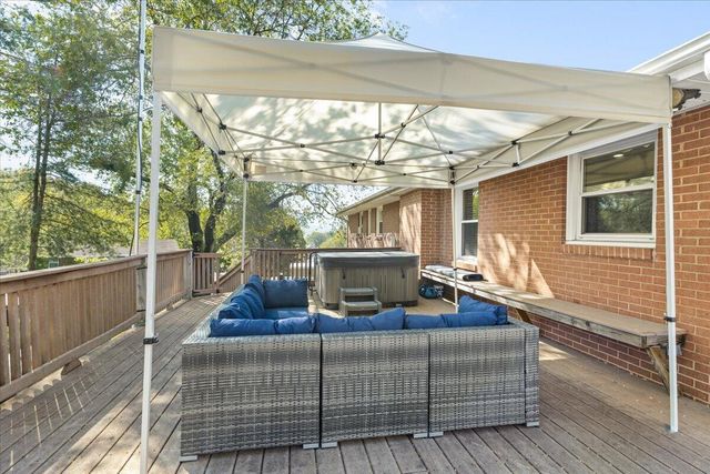 403 Ingal BLVD, Salem, VA 24153