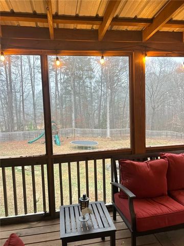 145 Mackenzie Lane, Fayetteville, GA 30214