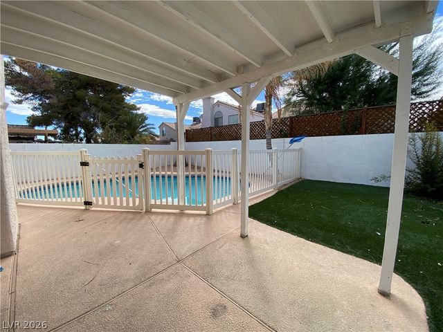 1685 Autumn Rust Drive, Las Vegas, NV 89119