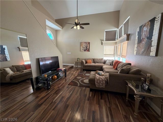 1685 Autumn Rust Drive, Las Vegas, NV 89119