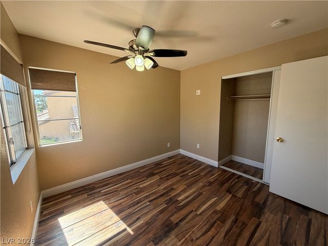 1685 Autumn Rust Drive, Las Vegas, NV 89119