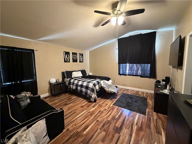 1685 Autumn Rust Drive, Las Vegas, NV 89119