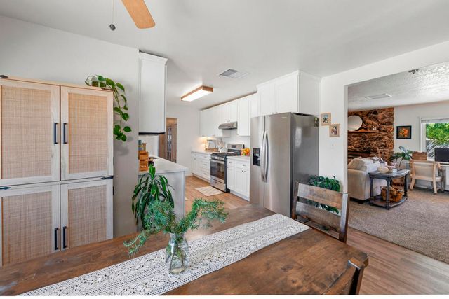 57530 Warren Way, Yucca Valley, CA 92284