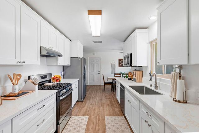 57530 Warren Way, Yucca Valley, CA 92284