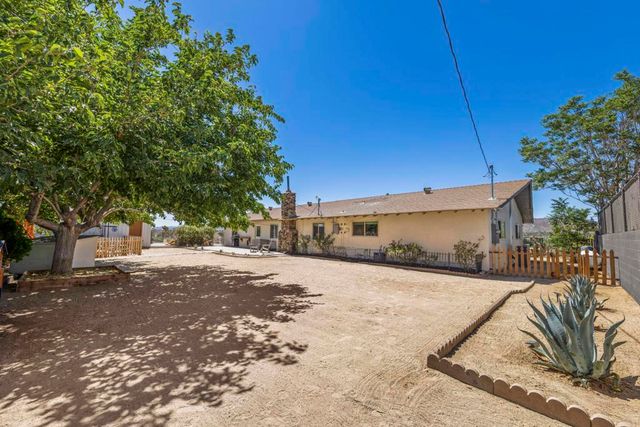 57530 Warren Way, Yucca Valley, CA 92284