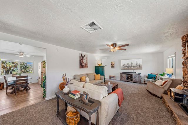 57530 Warren Way, Yucca Valley, CA 92284