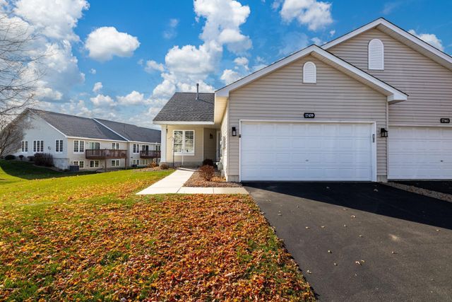 17459 Deerfield Drive SE, Prior Lake, MN 55372