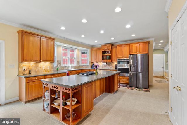 78 CANTERBURY DR, Stafford, VA 22554