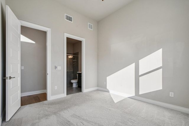 19500 Tranquility Falls PATH, Lago Vista, TX 78645